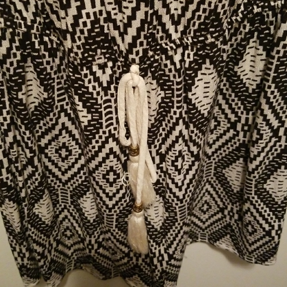 Romper - Picture 3 of 4